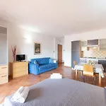 Relaxing Cristal Blu Sleeps 4 No1492 Santa Teresa Gallura