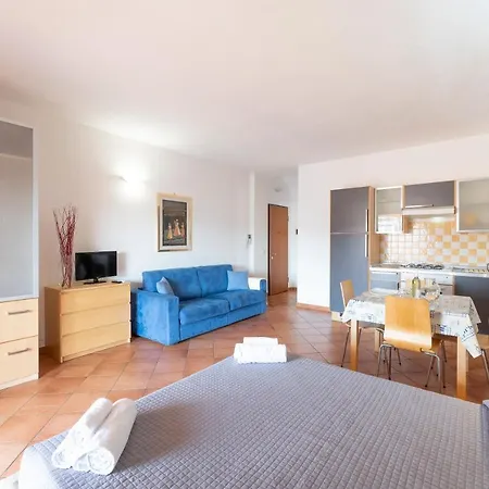 Relaxing Cristal Blu Sleeps 4 No1492 Santa Teresa Gallura