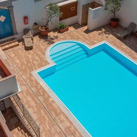 Relaxing Cristal Blu Sleeps 4 No1492 *