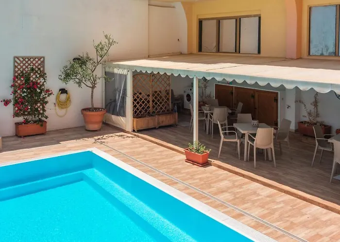 Relaxing Cristal Blu Sleeps 4 No1492 *